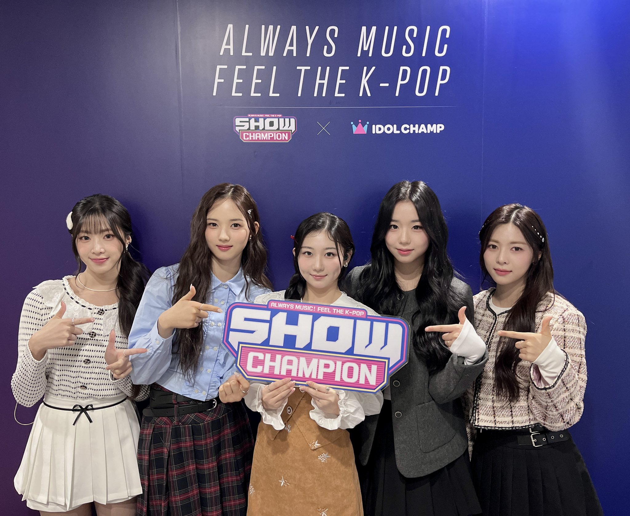 GFJpizKbEAAE2jP?format=jpg&name=large