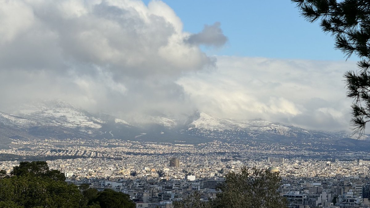 A scattering of snow on Parnitha this morning. #AthensRocks