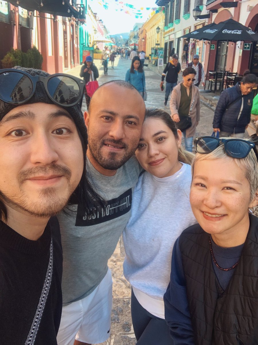 KOJIMAYU2020's tweet photo. 本日、1年と4ヶ月過ごしたメキシコのサンクリを旅立ちました。

もちろんサンクリという場所も大好きなんだけど、ここで出会えた思い出いっぱいの友人たちとの別れが一番つらかった。めちゃくちゃ込み上げてきて涙なしにはいられませんでした。

長旅になるけど、無事に日本に着けますように🇯🇵 https://t.co/fo9MNzXkAp