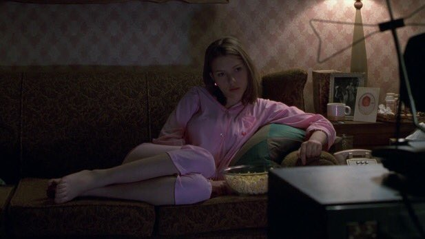 TheCinesthetic's tweet photo. Ghost World (2001) https://t.co/5JFK9wWceZ