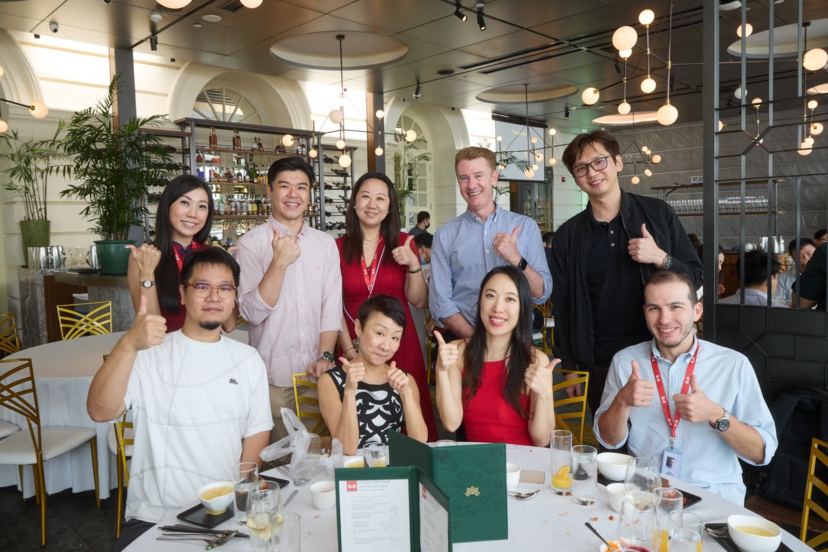 8x8's tweet photo. Our #Team8s in #Singapore had a wonderful time celebrating the approaching #LunarNewYear with some of our beloved customers over a delightful luncheon where we discussed exciting plans for the upcoming year. 🥢 

#CPaaS #CX #customerobsessedcommunications https://t.co/mErBMjfUPC