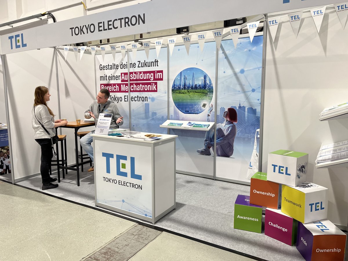 #TELEurope Dresden HR team join the biggest career fair in Saxony, 'Karriere Start 2024.'
Together with 562 other companies, schools and training institutes, we presented the company to over 36000 visitors. 
#tokyoelectron #semiconductor #technologyenablinglife #karrierestart