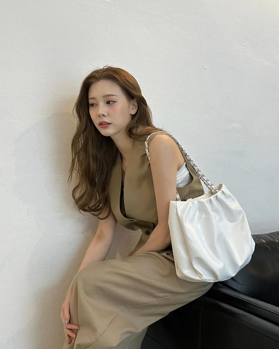 eunchaepics's tweet photo. 013024 KWON CHAEWON IG UPDATE ♡̷̷̷⋆⁺₊⋆

#권채원 #KWONCHAEWON https://t.co/nqtSQsBIvD