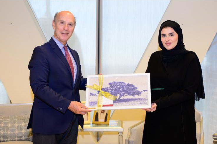 سعادة <a href="/MANAlMisned/">مريم بنت علي المسند</a> وزير التنمية الاجتماعية والأسرة تلتقي سعادة خافيير كارباخوسا سانشيز سفير مملكة إسبانيا، وجرى خلاله مناقشة سبل تعميق التعاون في مجالات دعم جهود التنمية الاجتماعية وتبادل الخبرات، ولاسيما تعزيز العمل المشترك لدعم القضايا الإنسانية التي تقع في صلب اهتمام البلدين