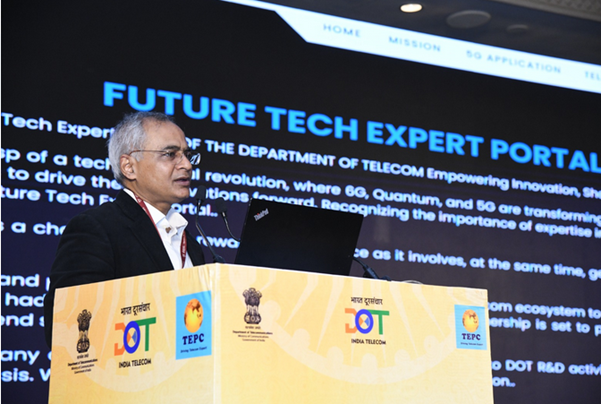 NBM_DoT's tweet photo. #TelecomInNews | Dr @neerajmittalias, Chairman, Digital Communications Commission and Secretary, @DoT_India, launched the “Bharat 5G Portal- an integrated portal” on the sidelines of ‘Bharat Telecom 2024 - An Exclusive International Business Expo’. (1/2)
@NewTepc @CDOT_India https://t.co/meqjR28XLp