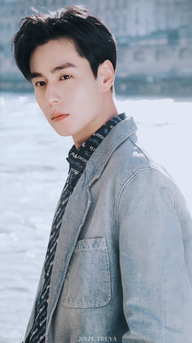 orangetian18's tweet photo. วัวตาย กับ ควายล้ม เลือกอย่างไหนก่อนดี 😄
#หูอี้เทียน 
Cr. Freya https://t.co/NOFfLQuCWD