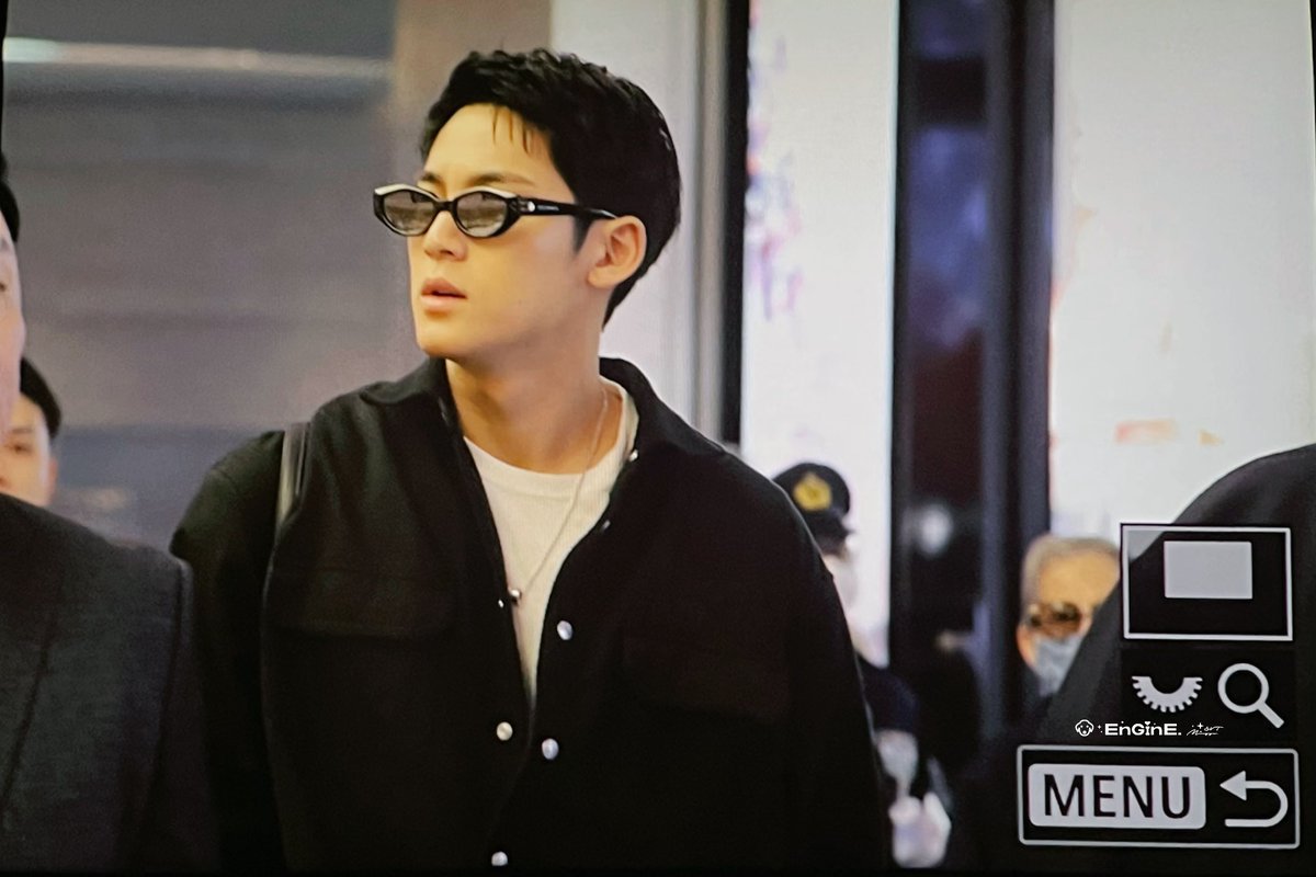 EnGinE_0406's tweet photo. 240131 HND

#민규  #ミンギュ #MINGYU 
#세븐틴   #SEVENTEEN https://t.co/YkNwtkzcG5
