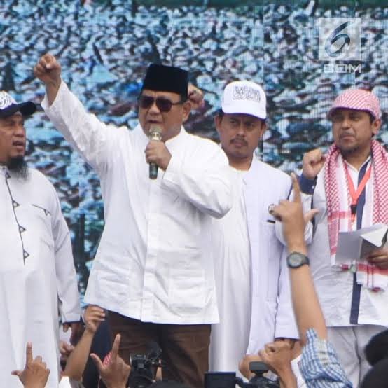 Oxtelolet's tweet photo. @PartaiSocmed Menyapa tum tum https://t.co/1ZYGr4gunS