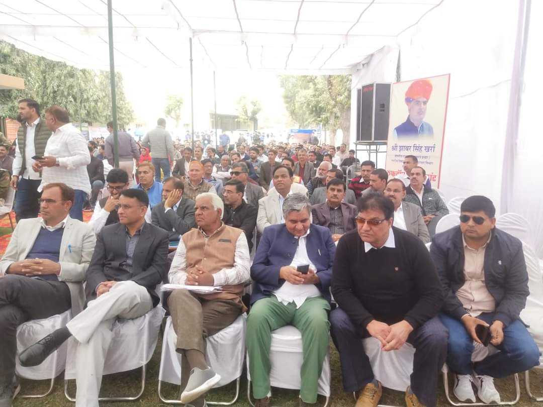 BJP4SIKAR_'s tweet image. ऊर्जा विभाग, राजस्थान सरकार द्वारा रूफटॉप सोलर प्लांट प्रोजेक्ट का शुभारंभ स्वायत्त शासन मंत्री श्री @JhabarKharraBJP जी ने सीकर में स्थित सबलपुरा पॉवर हॉउस से किया।
 #rooftopsolarproject