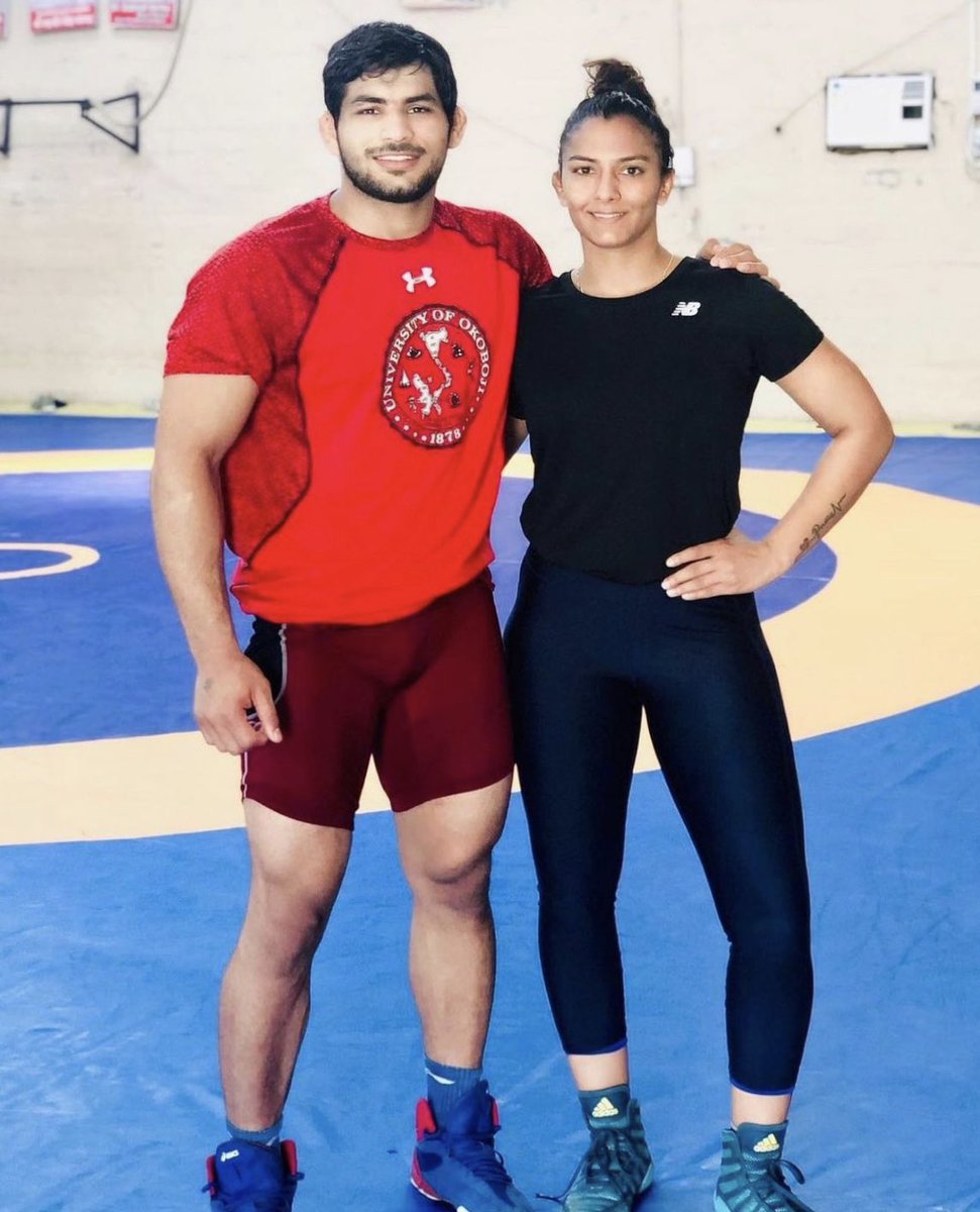 सही व्यक्ति से हुआ प्रेम, हृदय के हर घाव को भर देता है 🫶🏽🙏🏽🧿 @pawankumar86kg