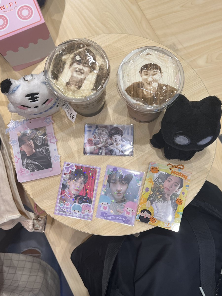 hoonkicookie's tweet photo. #futurebakers ng seventeen hehe jk thank u idim :> w/@cutiepie_niiki3 https://t.co/oypd9Mr6Iz