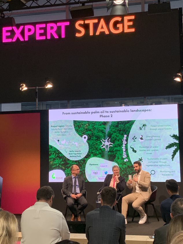 🎤 Warum Multi-Stakeholder-Initiativen für Unternehmen wichtig sind, diskutierten Almut Feller aus dem #FONAP-Vorstand und Dr. Torben Erbrath (#GISCO) gestern auf der #ISMCologne #ExpertStage.
 
Mehr zu FONAP: forumpalmoel.org/portrait-fonap/