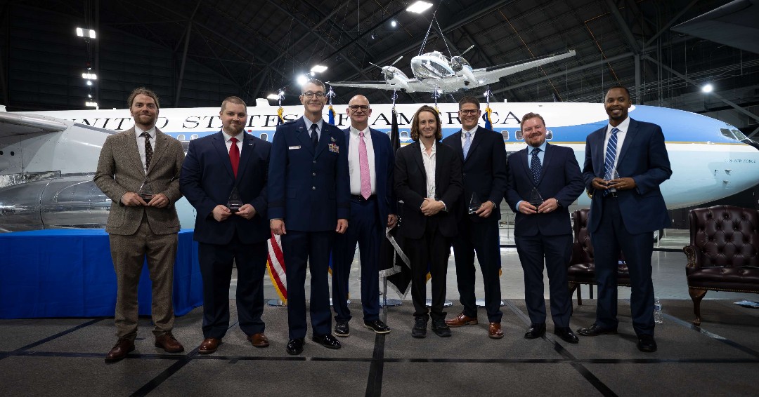 AFResearchLab's tweet photo. #ICYMI, join us in celebrating all of our 2023 AFRL Early Career Award winners &amp; AFRL Fellows! 
Learn more @ https://t.co/oRL3XUNGXa
#AFResearchLab | #AFRLECAs | #AFRLTECH | #AFRLFellows https://t.co/aRx4p1BKds