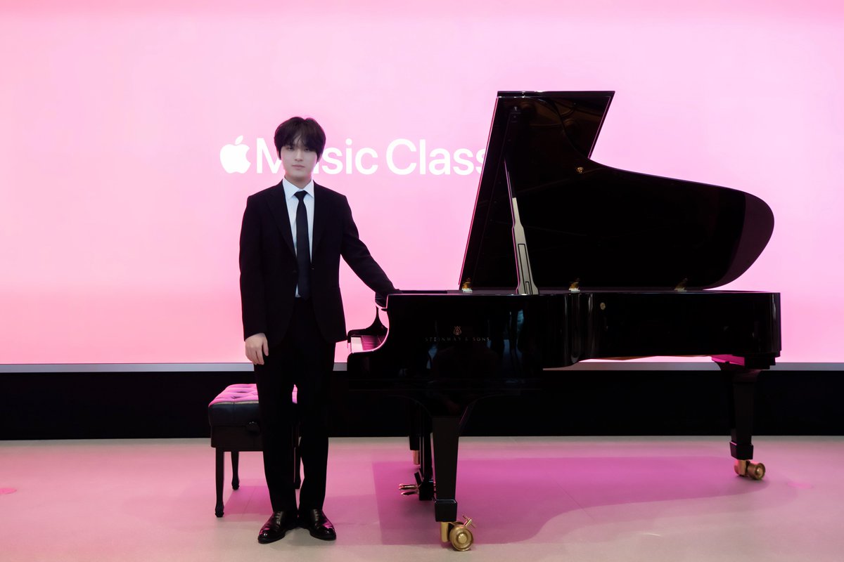 Yunchan Lim (@yunchanlim_) on Twitter photo I'm pleased to collaborate with <a href="/AppleClassical/">Apple Music Classical</a>. I particularly enjoy making playlists by choosing album covers and tracklists as if they were my own albums, made possible by their enormous music library and best sound quality. apple.co/AppleMusicClas… #AppleMusicClassical I'm pleased to collaborate with <a href="/AppleClassical/">Apple Music Classical</a>. I particularly enjoy making playlists by choosing album covers and tracklists as if they were my own albums, made possible by their enormous music library and best sound quality. apple.co/AppleMusicClas… #AppleMusicClassical