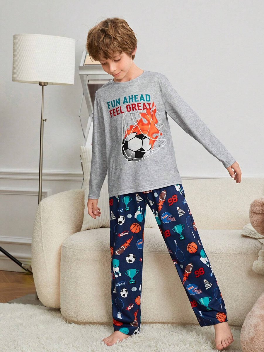 topofstyle's tweet photo. 👍Cozy Dreams Await: Explore The Latest Pajama Sets for Boys!👦
Buy Now 👉 https://t.co/7sg0FDkrot
#pajamaset #ComfyStyle #boys #boysfashion #boysclothing #trending #shopping https://t.co/kgIva9v4T6