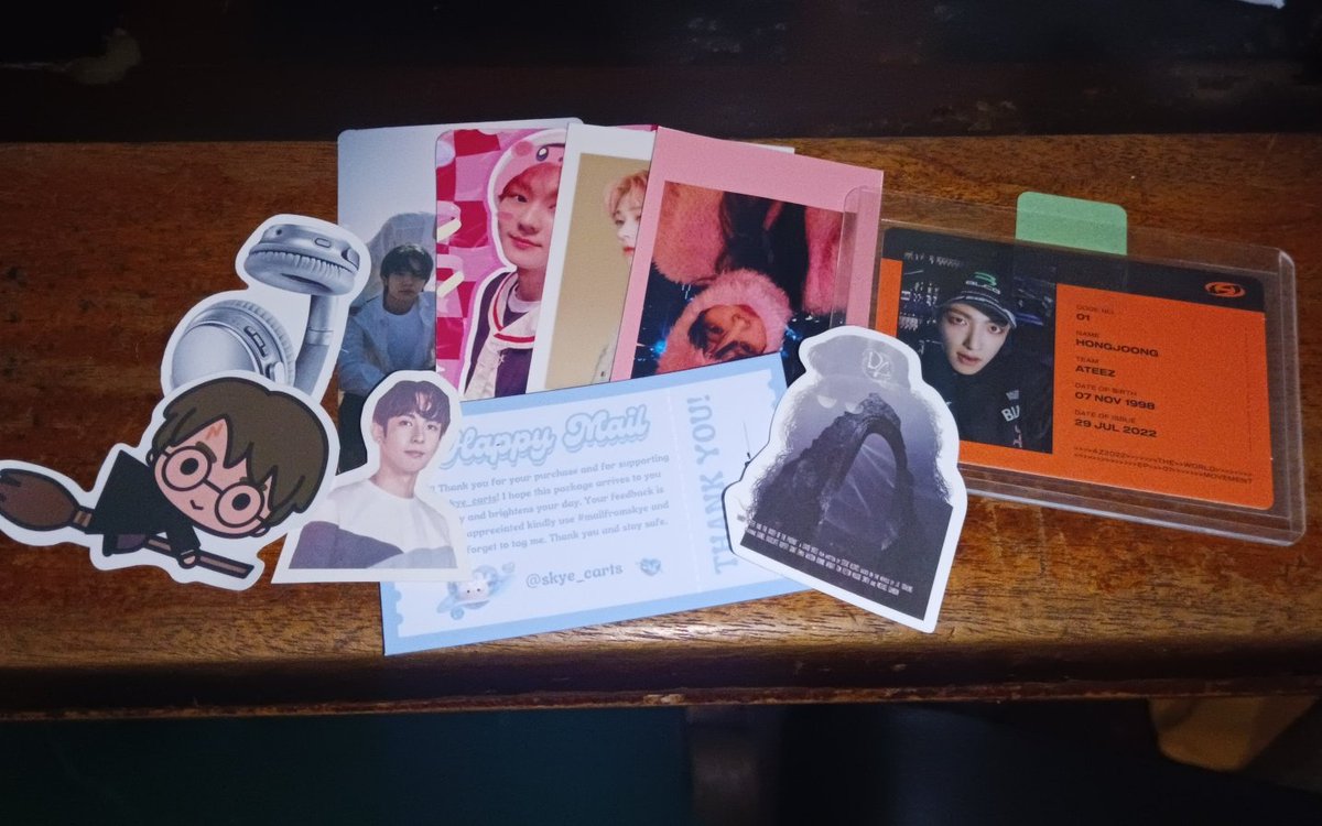 heebam_'s tweet photo. 💌 @maxiclaims
hi ate random pc arrived to me safely and secured 🥺 thank you so much ate for picking mee 💓 sana maulit eme hehe
#mailfromskye https://t.co/0bxNd7FW2m
