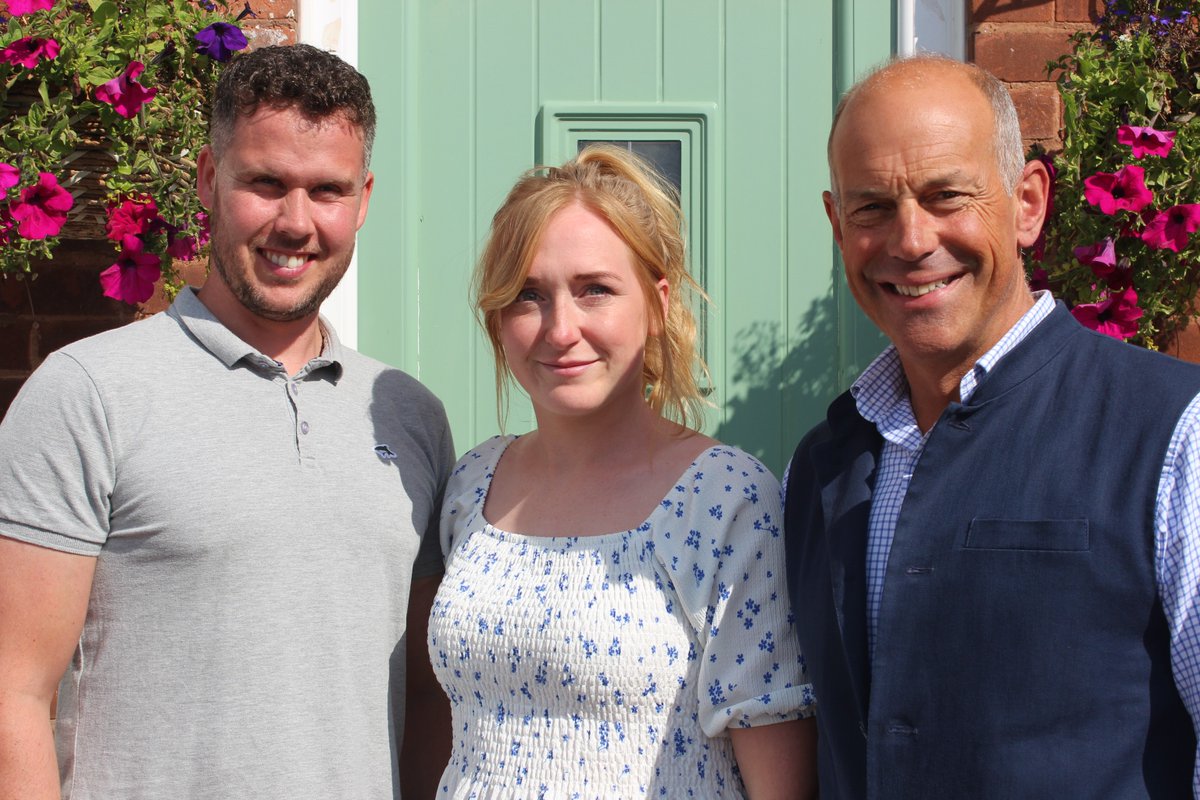 Love It or List It tweet media