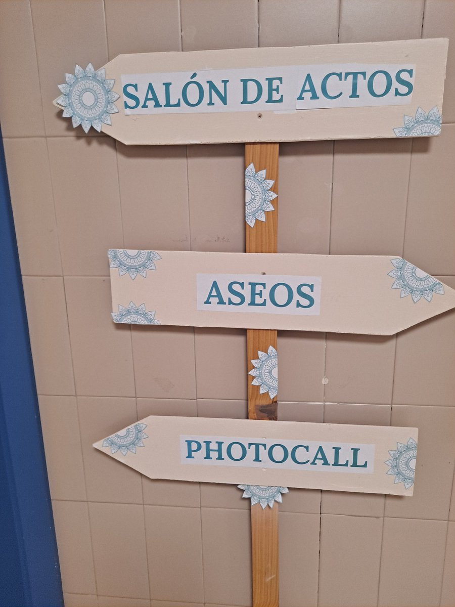 crispuga's tweet photo. Moi interesantes as Xornadas de Emprego do @iesteis Hoxe charlas de emprendemento moi instructivas. Cc @aclasenaresi https://t.co/7wM2ow2Afy