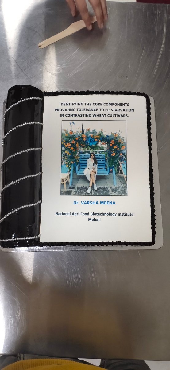 tanwar2604's tweet photo. Many congratulations to @VarshaDulet on her successful PhD viva. Pictured here with proud supervisor @wheat_biology and, of course, some cake!!
#PhDViva
#PhDcomplete https://t.co/Z0Q4ajXPrz