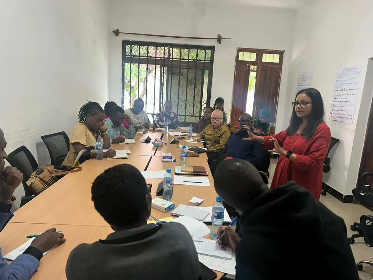 youngandalivetz's tweet photo. Diving deep into the realm of gender, youth, and social inclusion during our orientation for the #BRIGHTProject team in Tabora. A transformative experience facilitated by Engenderhealth @engenderhealth where we're gearing up to make a meaningful impact! 💪✨  #GenderInclusion https://t.co/MA28EiI0Kb