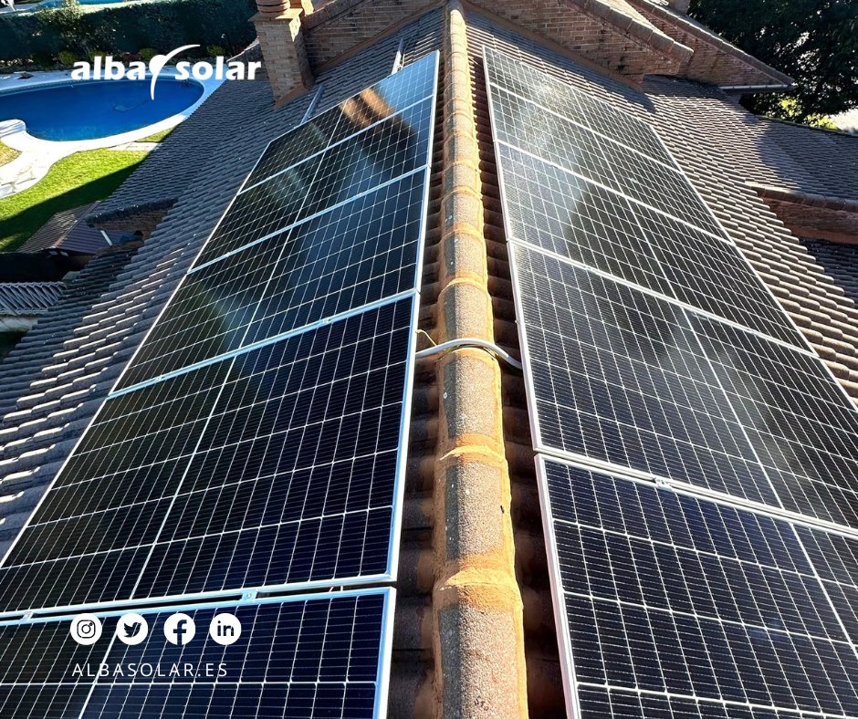 Albasolar (@albasolar) on Twitter photo 🌞 ¡Hitos verdes en Boadilla del Monte (Madrid)! Suministramos autoconsumo de 8 kW con tecnología avanzada🏡✨:
🔷 15 módulos <a href="/CanadianSolar/">Canadian Solar</a> 550W
🔷 Smart Meter Trifásico @froniussolar
🔷 Estructuras coplanar @sunferenergy
albasolar.es/autoconsumo-8-… 🌞 ¡Hitos verdes en Boadilla del Monte (Madrid)! Suministramos autoconsumo de 8 kW con tecnología avanzada🏡✨:
🔷 15 módulos <a href="/CanadianSolar/">Canadian Solar</a> 550W
🔷 Smart Meter Trifásico @froniussolar
🔷 Estructuras coplanar @sunferenergy
albasolar.es/autoconsumo-8-…