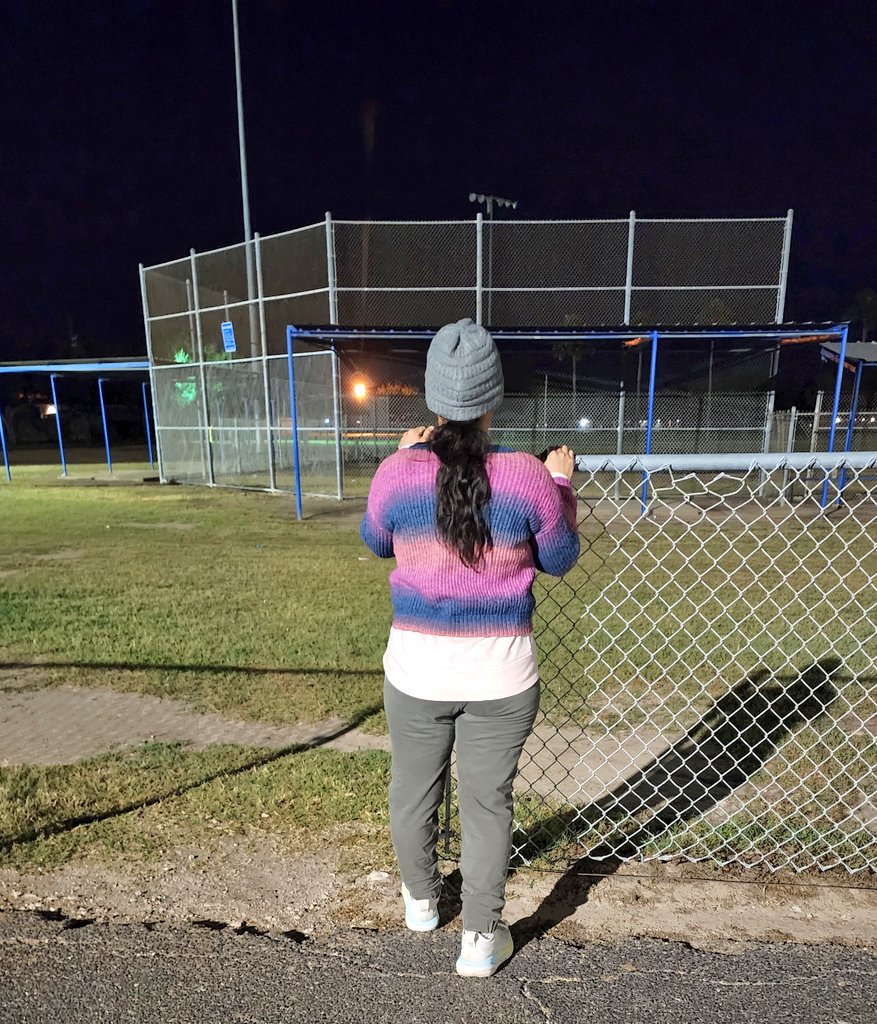 AledaJReyes's tweet photo. #PumpItUp Today, Monday, January 29 2024, is day 380 of walking at the park. Walked two miles.
Live for love every day 🙌 #MondayMotivation #Day392 #Day380 #RGV #goals https://t.co/3cSDPcEcti