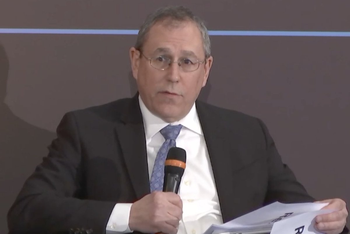 Barry Lynn of @openmarkets: We need to admit that the world today is “on fire” as monopolization is threatening democracy and bringing on concentrations of capacity that can bring on conflict and war.