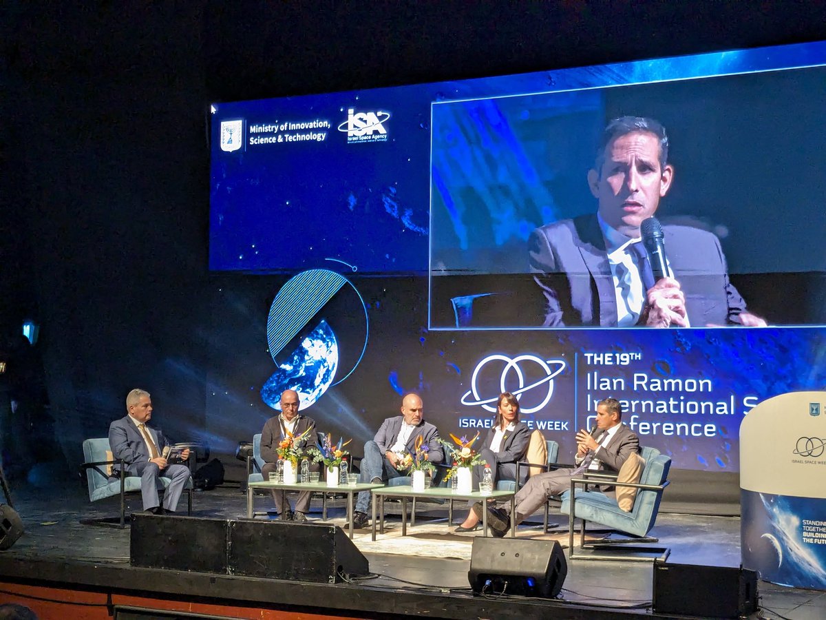 Golans_mom's tweet photo. @Adi_NG_AllSpace Dual use panel: Uri Oron director of @ILSpaceAgency calls for having a national space law
#IsraeliSpaceWeek
#IlanRamonConference
#שבועהחללהישראלי https://t.co/frpZkTX28x