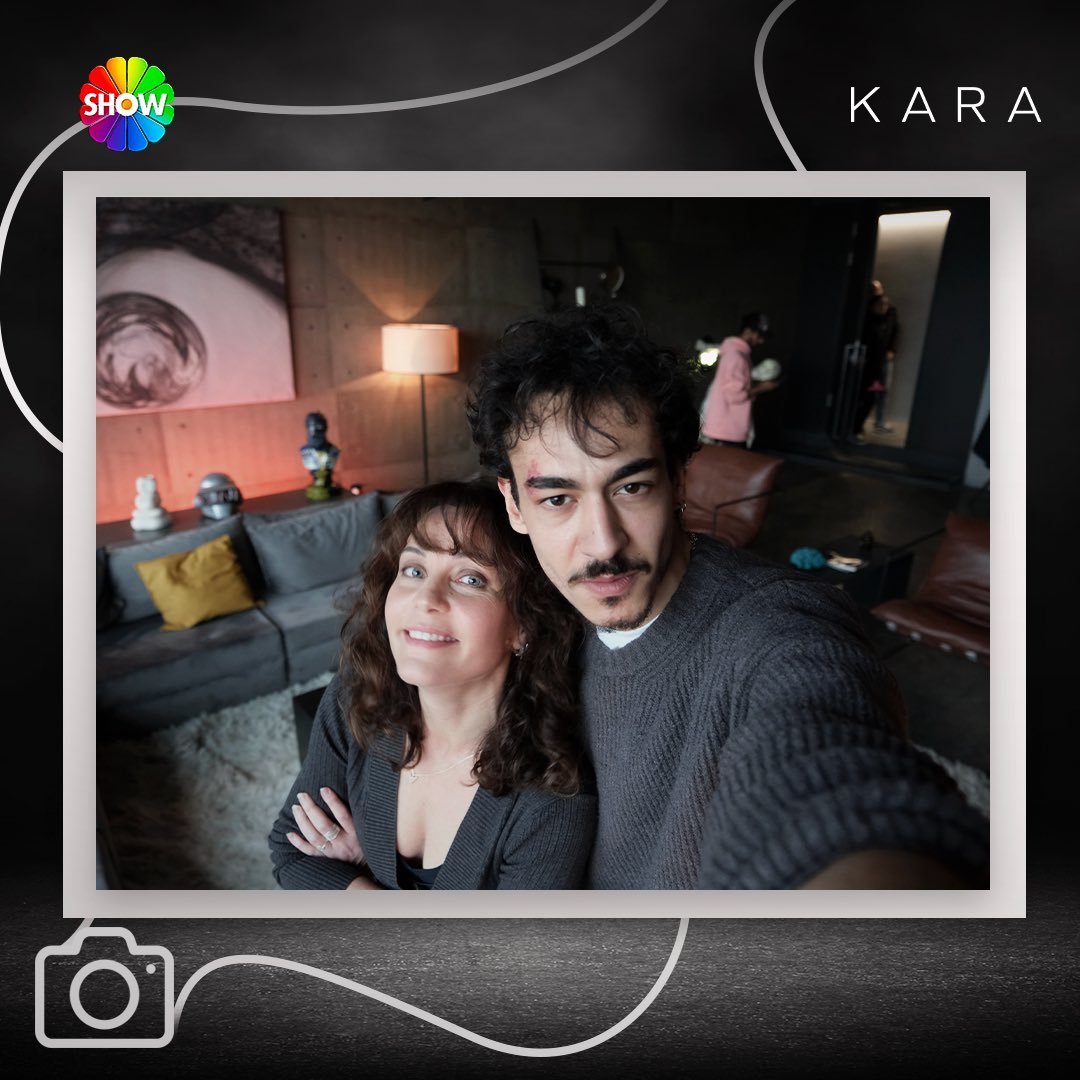 Setten selfie geldi!  🖤

#Kara final bölümüyle yarın akşam 22.30'da #ShowTV'de.

@showtv <a href="/mostproduction/">Most Production</a>