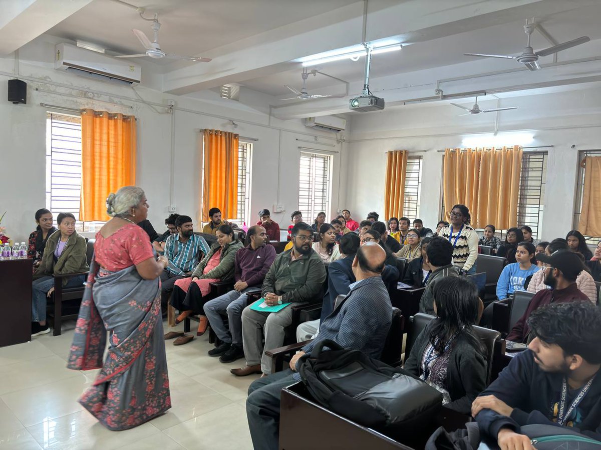 NFSU_Tripura's tweet image. 🎙️ Dr. Rukmani Krishnamurthy, Ex-Director of Maharashtra Forensic Science Laboratory, graced us with her wisdom in an insightful talk. Our students were privileged to learn from her wealth of experience. #ForensicScience #InvitedLecture #NFSUTripura