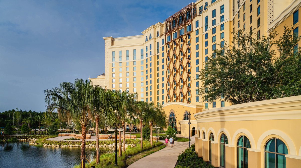 Buzz2001's tweet image. #csrbuzz #coronadospringsresort #grandestinotower