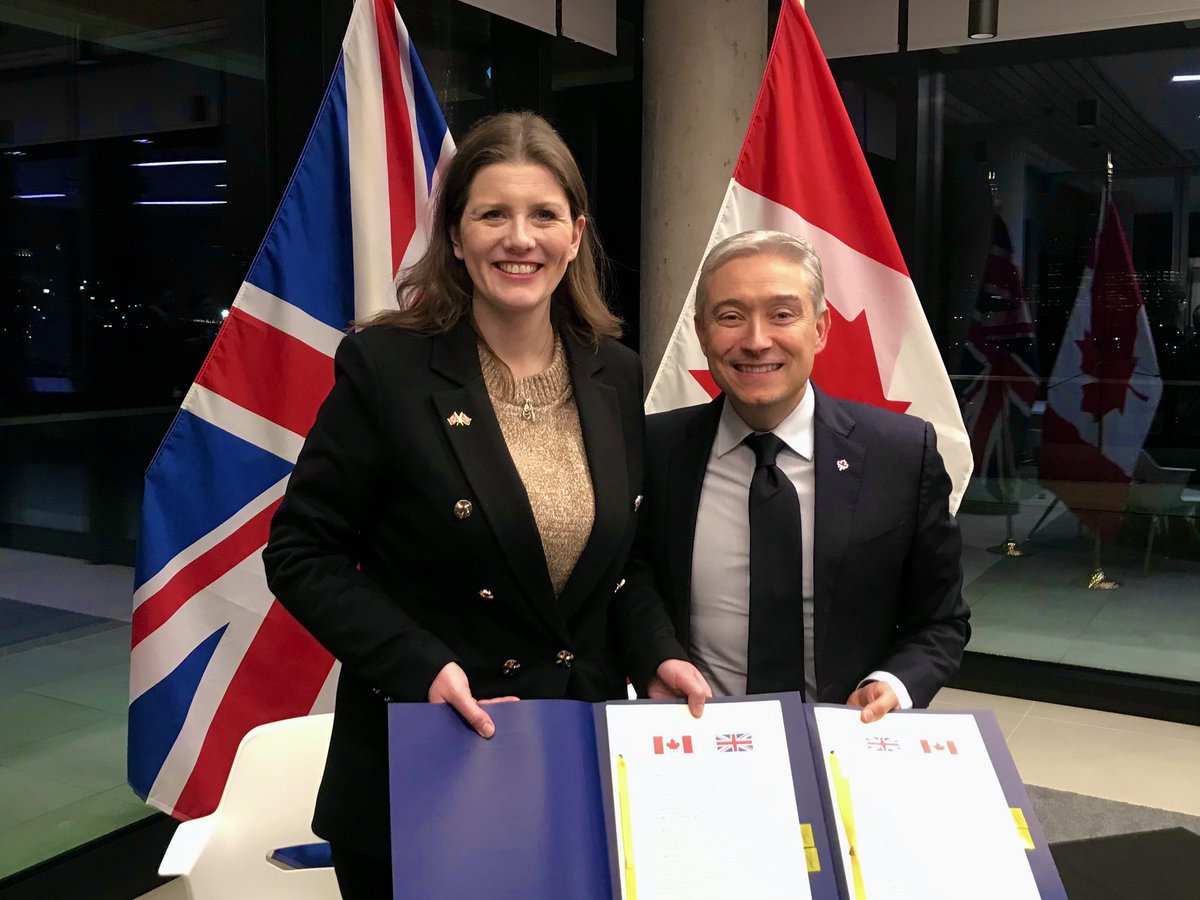 CanadianUK tweet media