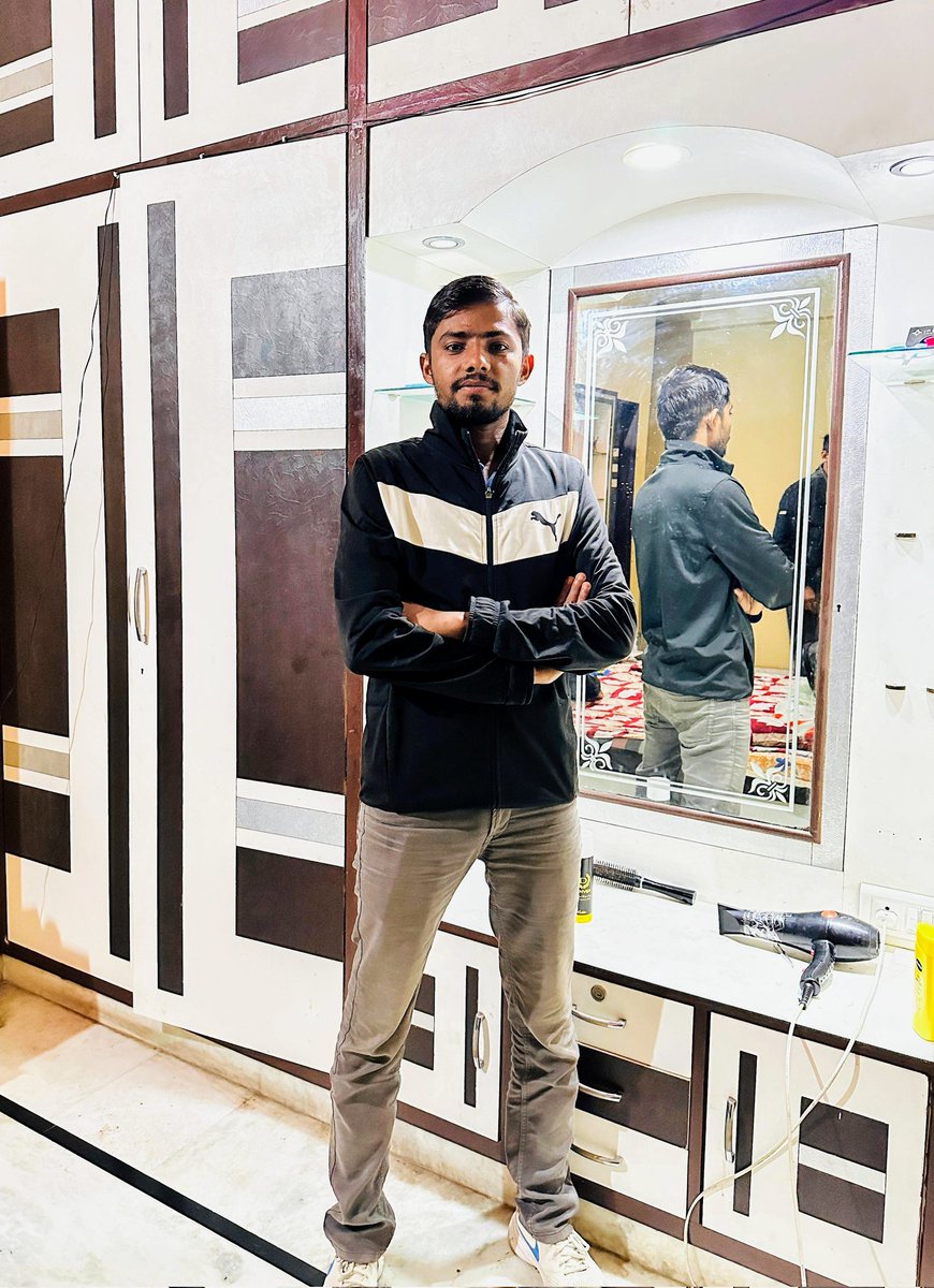 krbanta_34's tweet photo. माना कि तेरी दीद(नज़र) के क़ाबिल नहीं हूँ मैं तू मेरा शौक़ देख मिरा इंतिज़ार देख
~ अल्लामा इक़बाल
.
#Poetry #hindi #insta #barmer #Jaipur #history #raj #mp #saugor #lifestyle #hindiquite https://t.co/BY5hkbdLE1