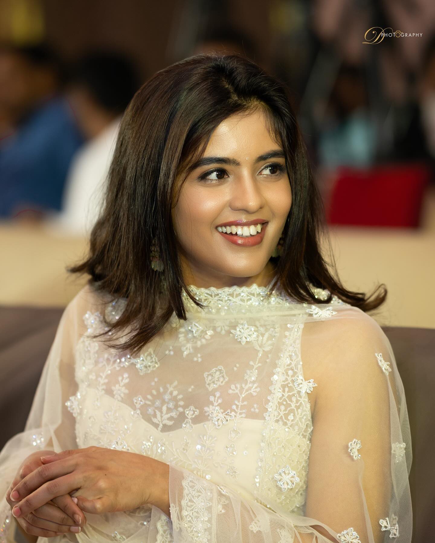 GFK9R_7aQAANUWe?format=jpg&name=large