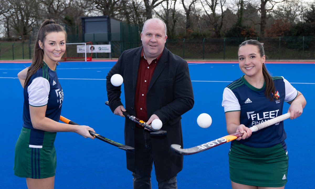 QueensSport's tweet photo. Queen’s Women’s 2nd XI Hockey team proudly announces their new sponsorship deal with Fleet Financial. As they gear up for a strong finish this season they are grateful for Fleet Financials' support. Read more⬇️
https://t.co/phQgb38EI1 https://t.co/v44uZJIGJS