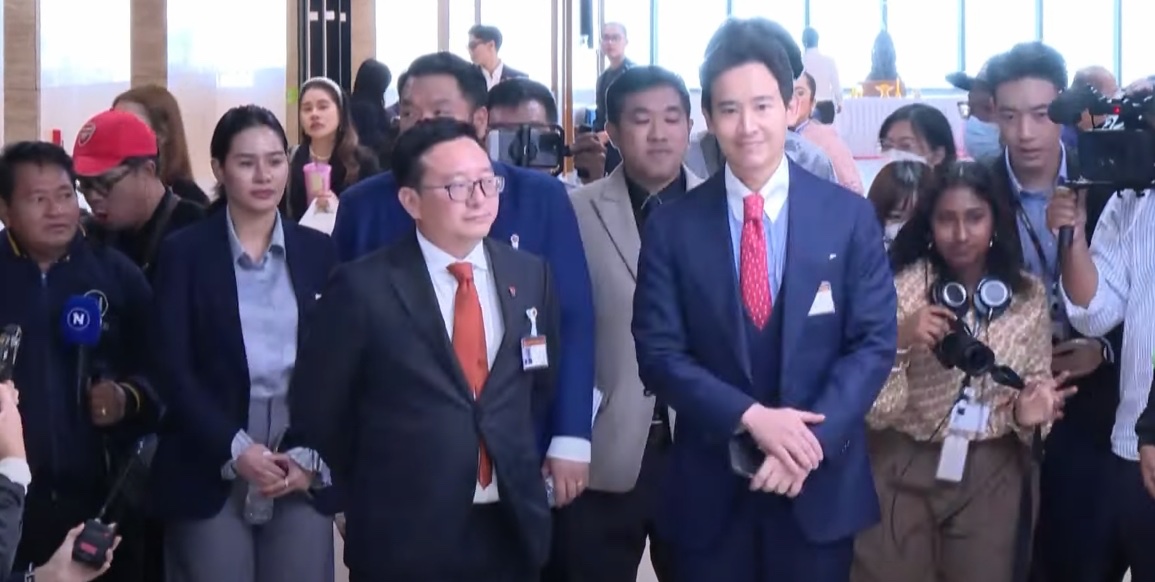 77Kaoded_news's tweet photo. 💥💥💥ด่วน!!! #ศาลรัฐธรรมนูญ วินิจฉัย #พรรคก้าวไกล หาเสียงแก้ไข #มาตรา112 เข้าข่ายล้มล้างการปกครอง  สั่งยุติการกระทำ

#พิธา #ก้าวไกล #ม112 #พิธา #พิธาลิ้มเจริญรัตน์ #ล้มล้างการปกครอง #77ข่าวเด็ด #77kaoded https://t.co/fCK4xBZlLT