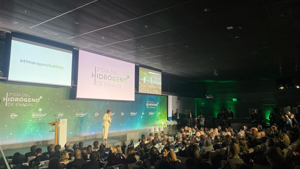 Comienza nuestro 2º #EnagásDíaDelHidrógeno. Síguelo en directo 🔽

Porque #ElHidrógenoEsAhora...