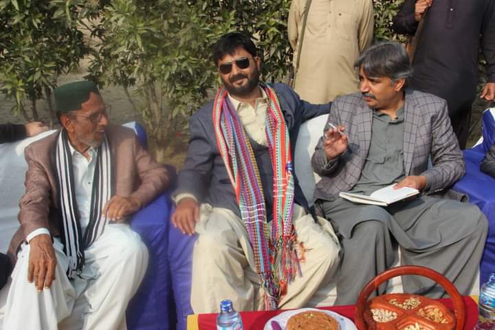 hydarali091's tweet photo. یونین کونسل پیر اخلاص علی شاہ میں سید عنايت علی شاہ کی جانب سے عام انتخابات کے سلسلے میں تقریب کا انعقاد کیا جس میں @awais_shah01 شرکت اور علاقہ مکینوں نے حلقہ  #ps23حلقہ #NA201 پر پاکستان پیپلز پارٹی کے نامزد امیدواروں کو کامیاب کرانے کا اعلان کیا 
#چنو_نئی_سوچ_کو
#PS23 #Sukkur https://t.co/vwoux0fBl0