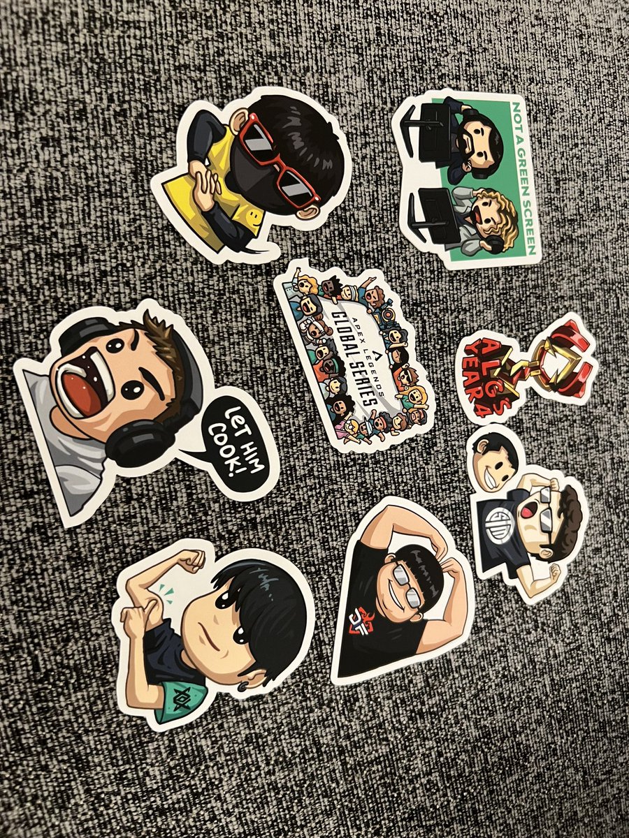 YukioFPS's tweet image. EAからステッカー届いた
なんかおるな