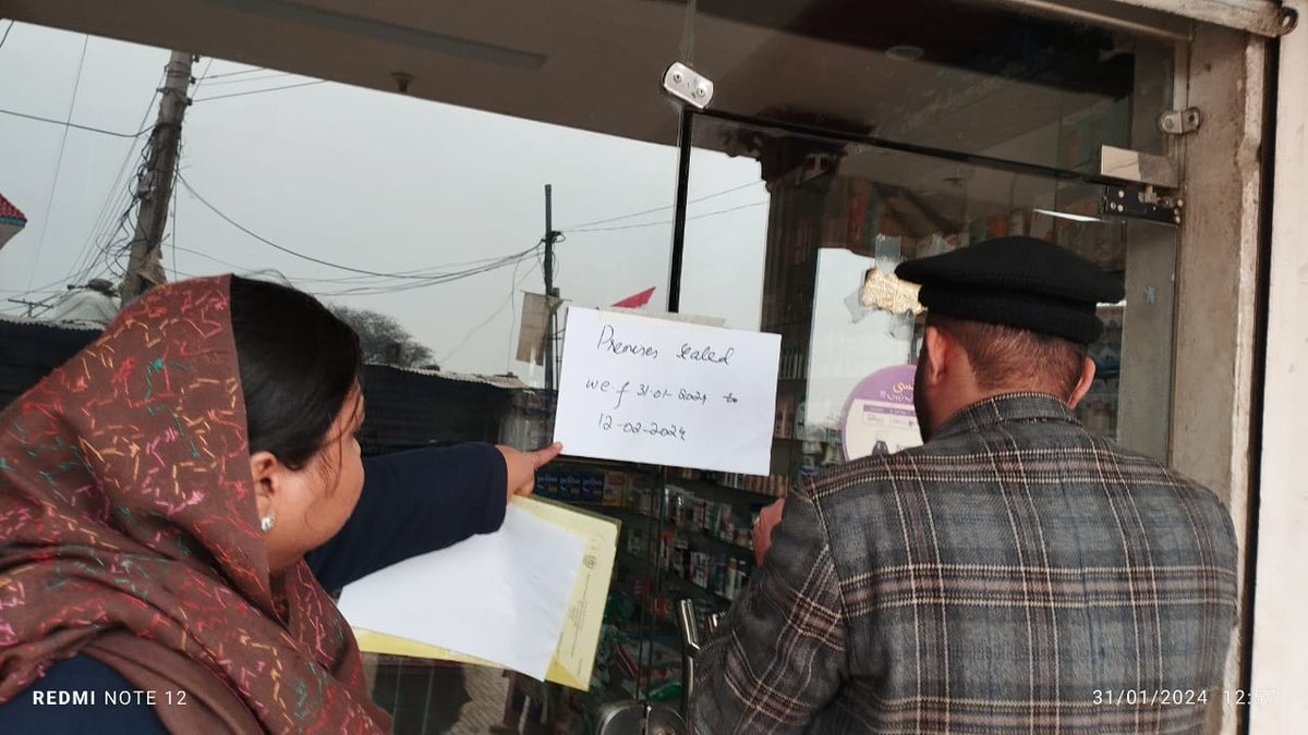 The Drug Inspectors of the District Health Office have sealed multiple pharmacies for violations in prices and quality of the products and for not maintaining the record of controlled drugs.

If yiu have any complains please inbox to our handle for action.

#Health
