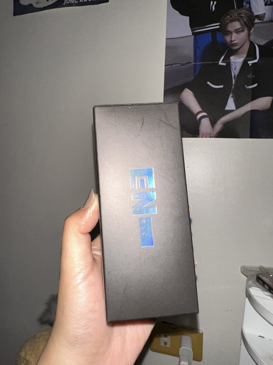 cookiejok's tweet photo. wts lfb ph lf

ONHAND
Enhypen Official Lightstick Keyring
Once used only(pinangpicture lang)

₱600

(steal price) 1k plus to pagbuy ko 🥹

reply mine + enha keyring

- prio payo
- MOP: GCash
- MOD: Shopee CO/j&amp;t
location: mindanao

#cookiejok_onhand https://t.co/vbhh0vvc2p