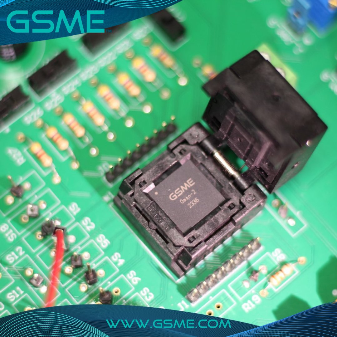 GsmeGlobal's tweet photo. Embarking on a groundbreaking journey as chip testing kicks off for 9 innovative projects in Oman-1 and Oman-2 chips! 6 blocks tested with 100% success, this achievement is a great sign of hope and pride that the local talent is par with international standards in chip design. https://t.co/fl2u4Eiyzk