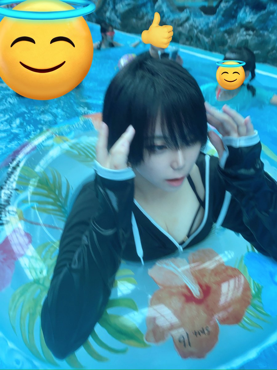 kaworu_0331's tweet photo. いつぞやのプール https://t.co/rQHCqC3PeI