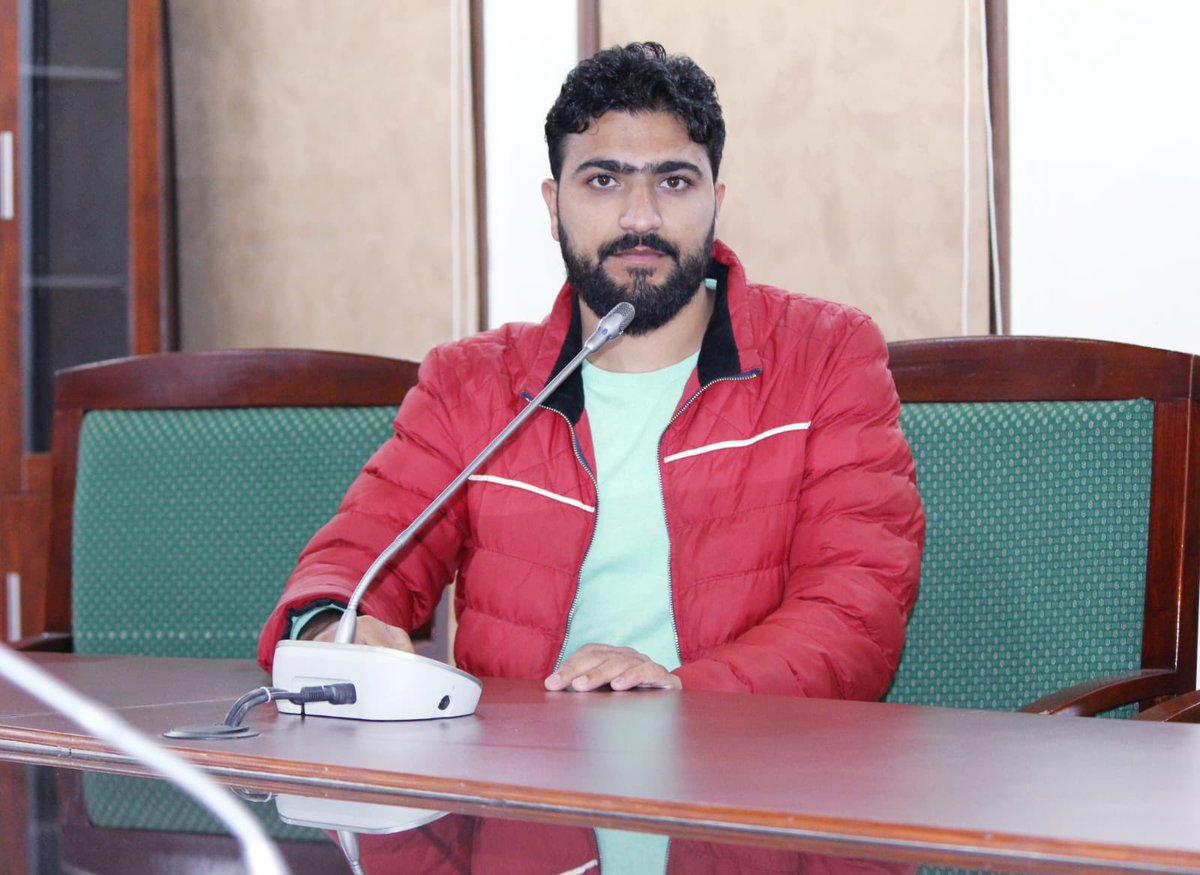 AsifNaik's tweet photo. District President GRS Kishtwar @ajazsheikh4445 expressed his heartfelt thanks to @OfficeOfLGJandK @listenshahid for enhancing the monthly salary of MGNREGA staff, a long pending demand. They are now hoping for regularisation in RDD against vacant posts @nitin_gadkari @PMOIndia https://t.co/xAgTEZmzY3