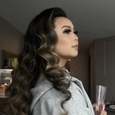 kyliebee_'s tweet photo. #NewProfilePic https://t.co/MlC4b8eYNh