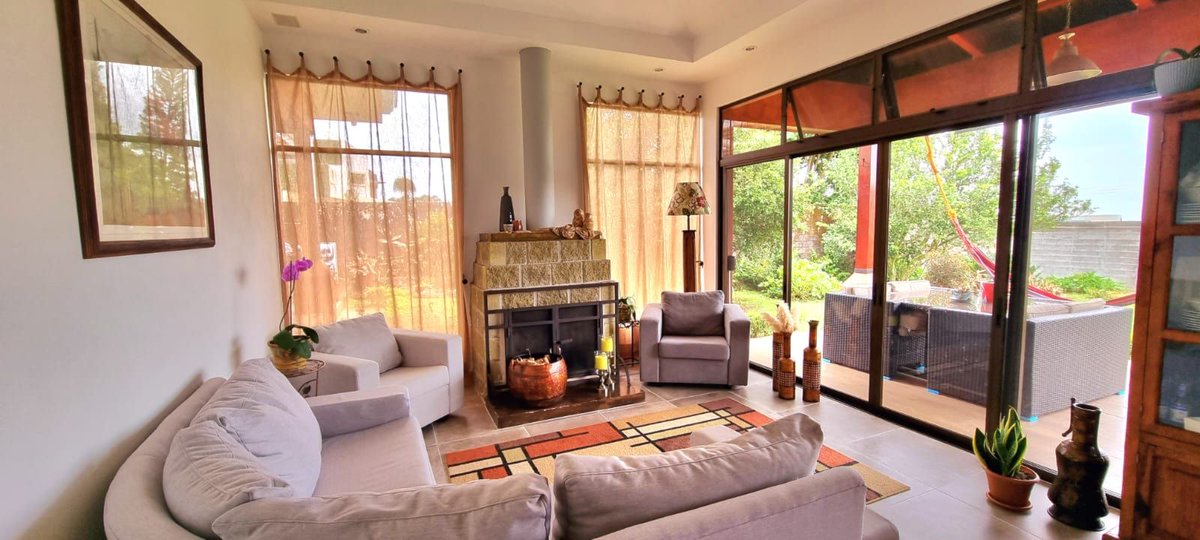 BusquemosCasa's tweet photo. Casa en venta
    País: Costa Rica
    Precio: $365,000
    Información de contacto aquí:
    https://t.co/OSOe5MoXPb
    #costarica #casas #ventas #sanisidro #vásquezdecoronado #sanjosé #costarica #propiedades #bienesraices #busquemoscasa https://t.co/r1VQKmaqES