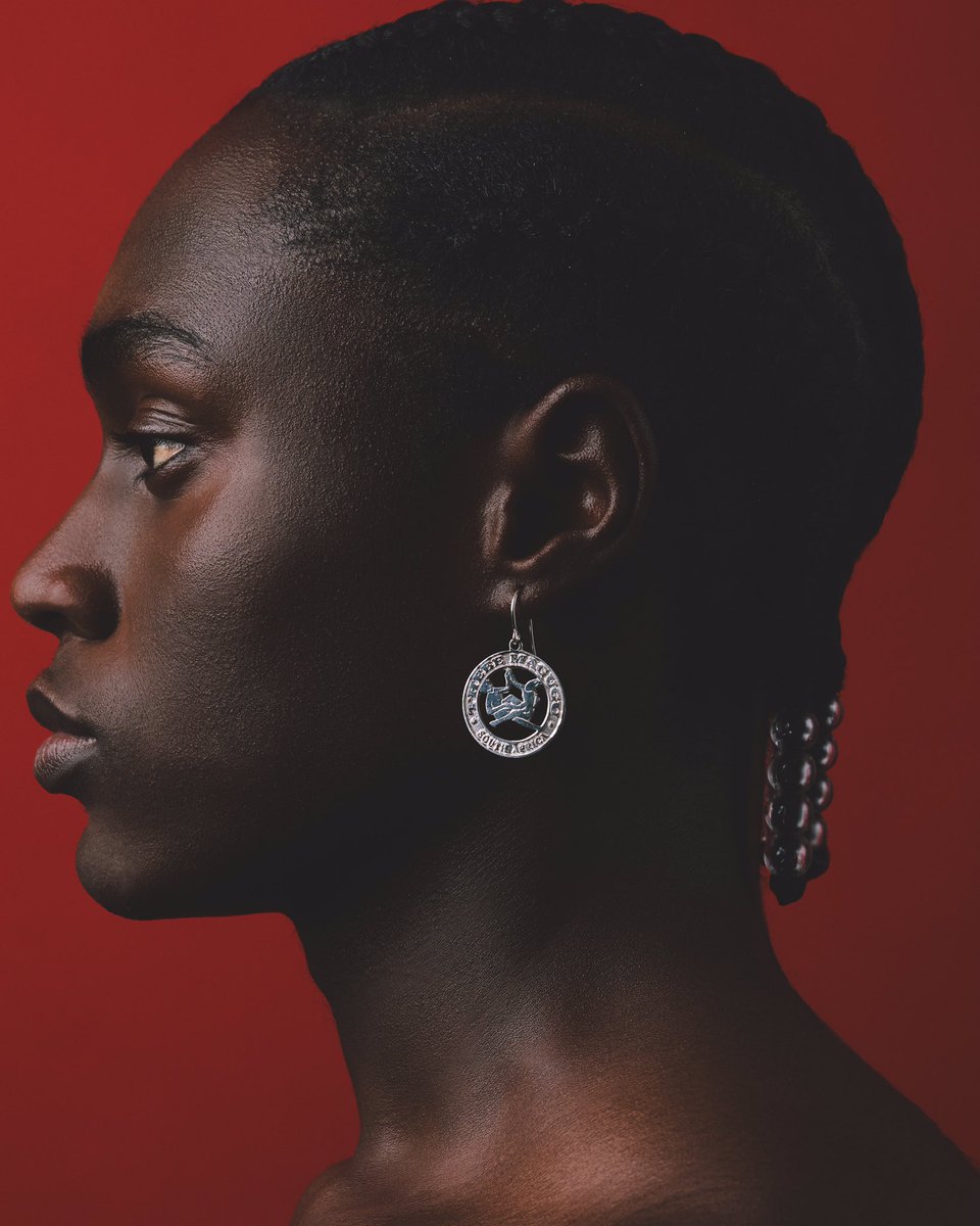MagazineHni's tweet photo. Thebe Magugu introduces the Sisterhood Coin Pendants &amp; Sisterhood Coin Earrings in Pure Sterling Silver

Launching 5th February 2024, only on https://t.co/5rqiwx7CYs https://t.co/bA8QiV34DH