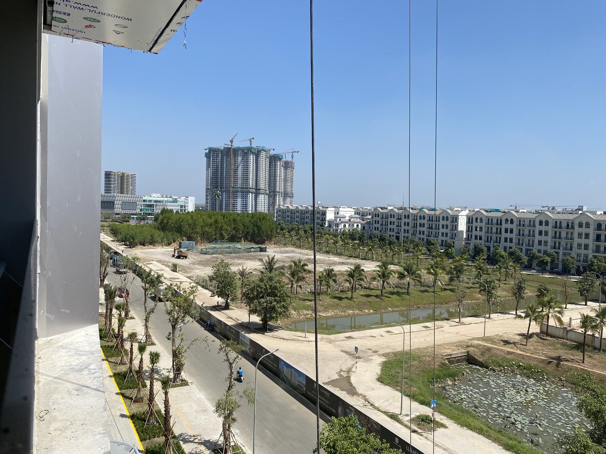 Làm nhanh nhanh để còn ăn tết nào 😜

Vạn Chấn