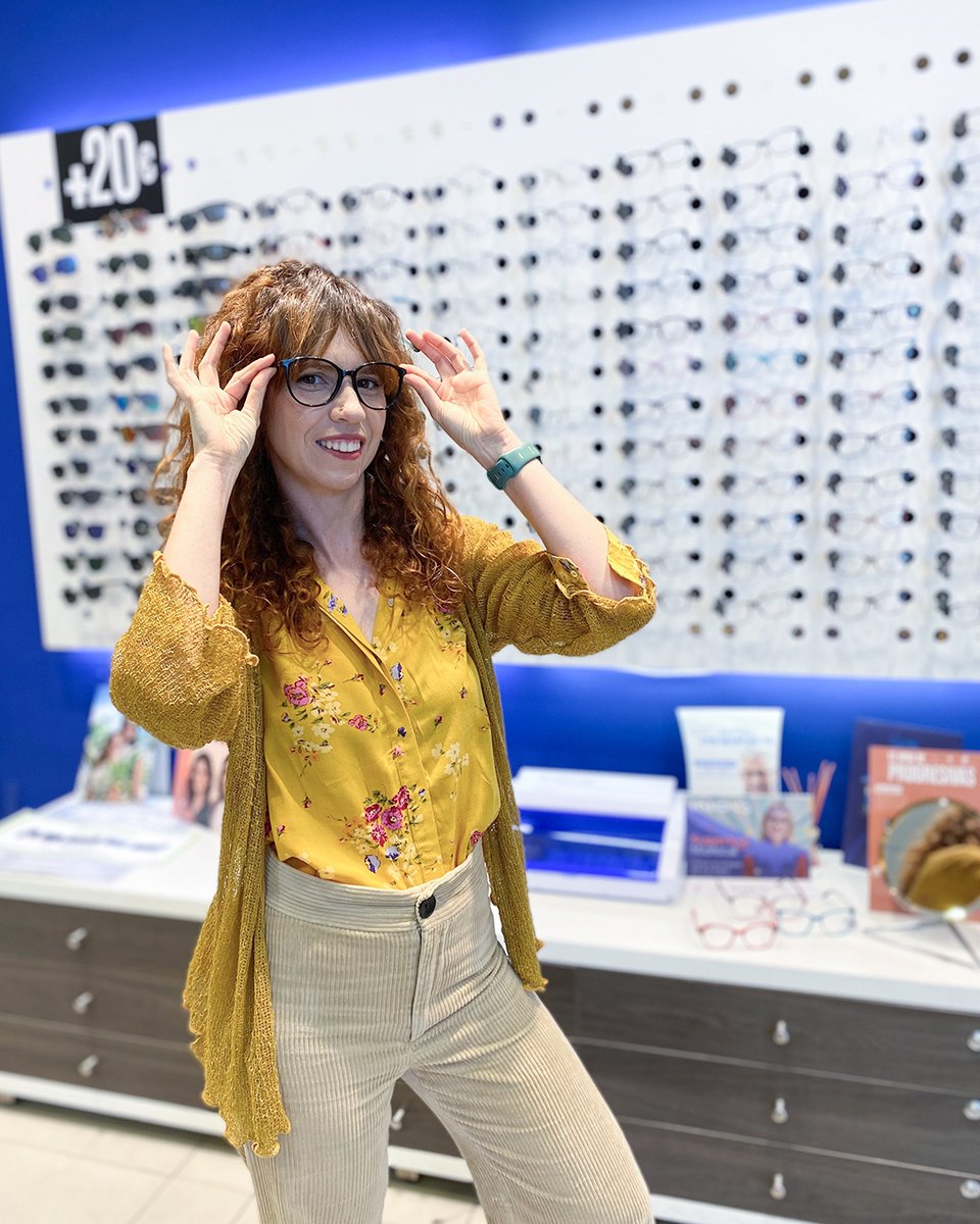 La montura de gafas con la que sentirte tú misma está en Óptica Miramadrid. Hazte la revisión y de paso, llévate las gafas que te harán presumir de mirada 👓.