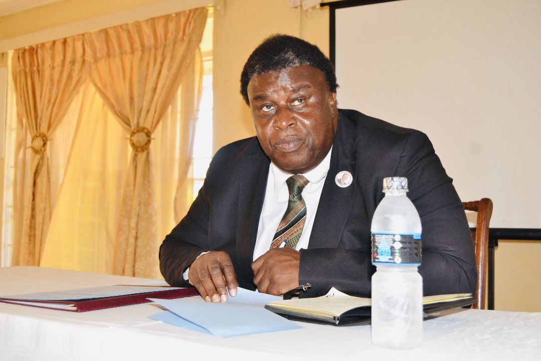 AmbCanZimbabwe's tweet photo. Les droits des réfugiés sont des #droitshumains ! 🇨🇦est un fier partenaire de l’engagement du @CcjpLilongwe avec🇲🇼Ministre de la Sécurité intérieure, Dr. Zikhale Ng’oma et d’autre parties prenant clés, sur les efforts pour améliorer les droits de l’homme dans le camp de Dzalekwa. https://t.co/bzs0i9jkh0